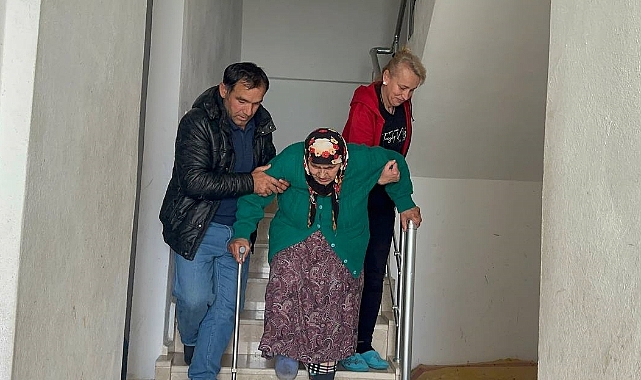 Trabzon'da 101 yaşındaki kadın oy kullandı