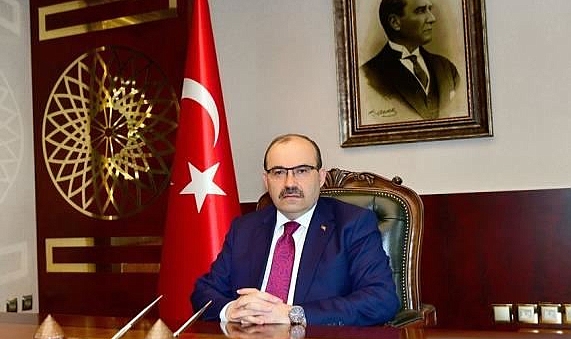 Trabzon Valisi Ustaoğlu Anneler Günü'nü kutladı