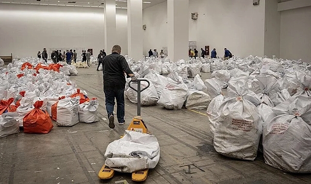 Yurt dışı temsilciliklerde kullanılan 1 milyon 817 bin oyun tasnifine başlandı