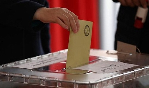 Yurt dışında oy verme işlemlerine rekor katılım