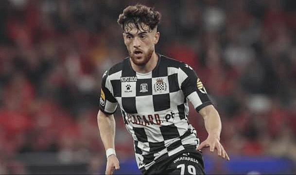 Trabzonspor'da Sağ Bek Arayışları