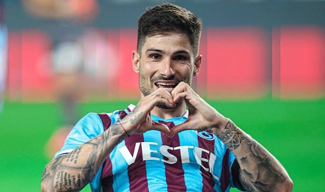 Yunan Futbolcuya Talipler