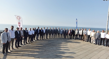 TOBB DOĞU KARADENİZ ODA BORSA BÖLGE TOPLANTISI RİZE’DE YAPILDI.  “GÜÇ BİRLİĞİ İÇİNDE BÖLGESEL OLARAK KALKINMALIYIZ”