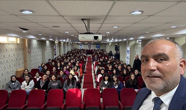 Başkan İbrahim Sandıkçı: "Öğrencilerimizin sınav ücretlerini karşılıyoruz" 