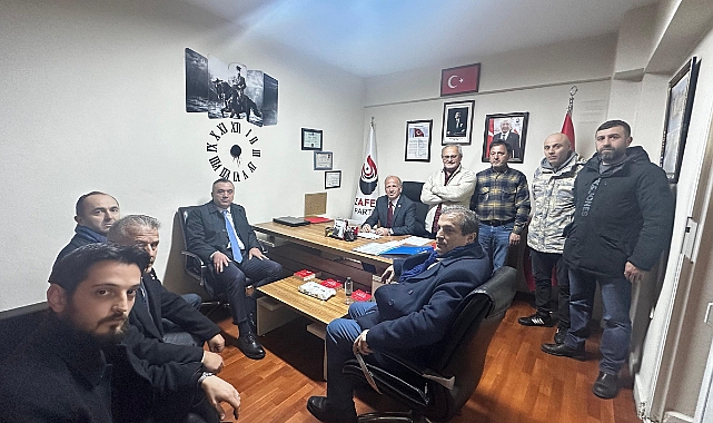 İYİ PARTİ TRABZON MİLLETVEKİLİ YAVUZ AYDIN’DAN ZAFER PARTİSİ’NE DESTEK ZİYARETİ 