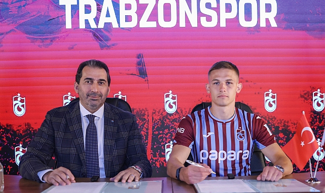 Yeni transferimiz Danylo Sikan için imza töreni düzenlendi