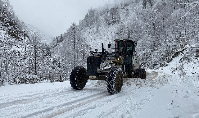 KAPANAN MAHALLE YOLLARI ULAŞIMA AÇILIYOR