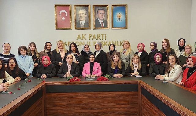 AK Parti Kadın Kolları 81 il eş zamanlı basın açıklamasıdır. İlginiz için teşekkür ederiz.