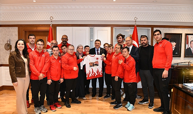 Başkan Genç’ten down sendromlu milli sporculara destek