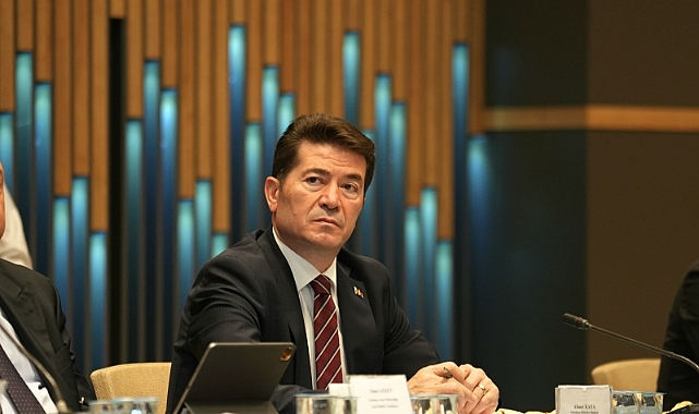 BAŞKAN KAYA, TRABZON TURİZM DEĞERLENDİRME TOPLANTISINDA KONUŞTU