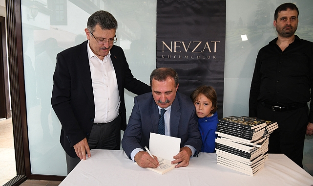BAŞKAN GENÇ, ŞAKAR'IN İMZA GÜNÜ'NE KATILDI