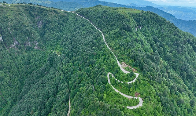 KALDIRIM YAYLASI YOLU BETONLANDI