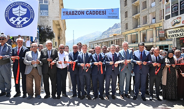 ŞEMDİNLİ'DE ‘TRABZON CADDESİ’ AÇILDI, KARDEŞLİK PROTOKOLÜ İMZALANDI