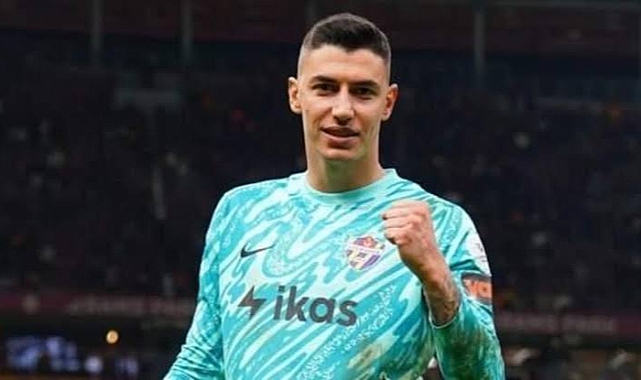 Uğurcan Gidiyor Berke Geliyor