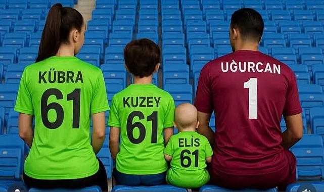 Uğurcan Ve Eşinden Olay Gönderme