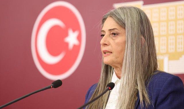 CUMHURİYET HALK PARTİSİ TRABZON MİLLETVEKİLİ SİBEL SUİÇMEZ'DEN KÜLTÜR YOLU FESTİVALİ TEPKİSİ; “HALKIN DEĞER VE DUYGULARINDAN BU ÖLÇÜDE KOPUŞ KABUL EDİLEMEZ”