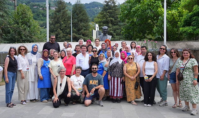GELENEKTEN GELECEĞE YÖRESEL LEZZETLER AKOLUK KÖY PAZARI’NDA BULUŞTU
