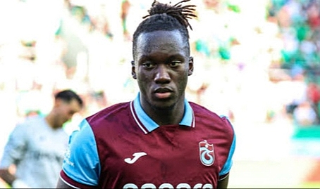 Batista Mendy Sevilla Yolunda