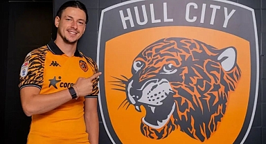 Enis Destan Hull City'de