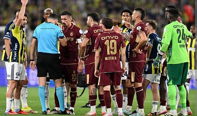 Hakemin Damga Vurduğu Gecede Kazanan Fenerbahçe