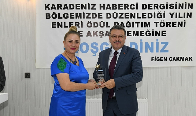 BAŞKAN GENÇ’E “YILIN EN İYİ BÜYÜKŞEHİR BELEDİYE BAŞKANI” ÖDÜLÜ