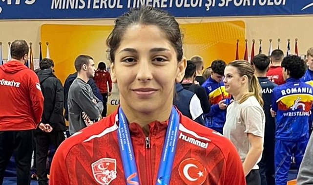 BÜYÜKŞEHİR SPORCUSUNDAN GURURLANDIRAN BAŞARI