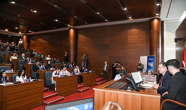 YENİ DÜZEN GENÇLERİMİZİN OMUZLARINDA YÜKSELECEK