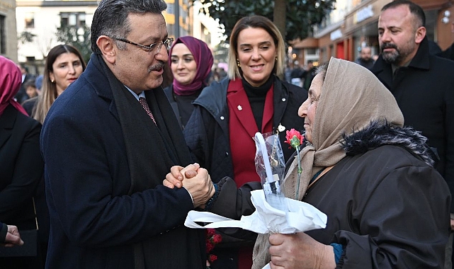 BAŞKAN GENÇ: “KADINLARIMIZ TOPLUMUN EN GÜÇLÜ DEĞERİDİR”