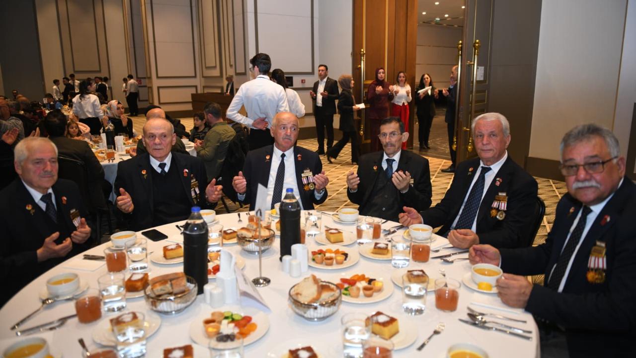 BAŞKAN KAYA, ORTAHİSAR EĞİTİM DERNEĞİ’NİN İFTAR PROGRAMINA KATILDI
