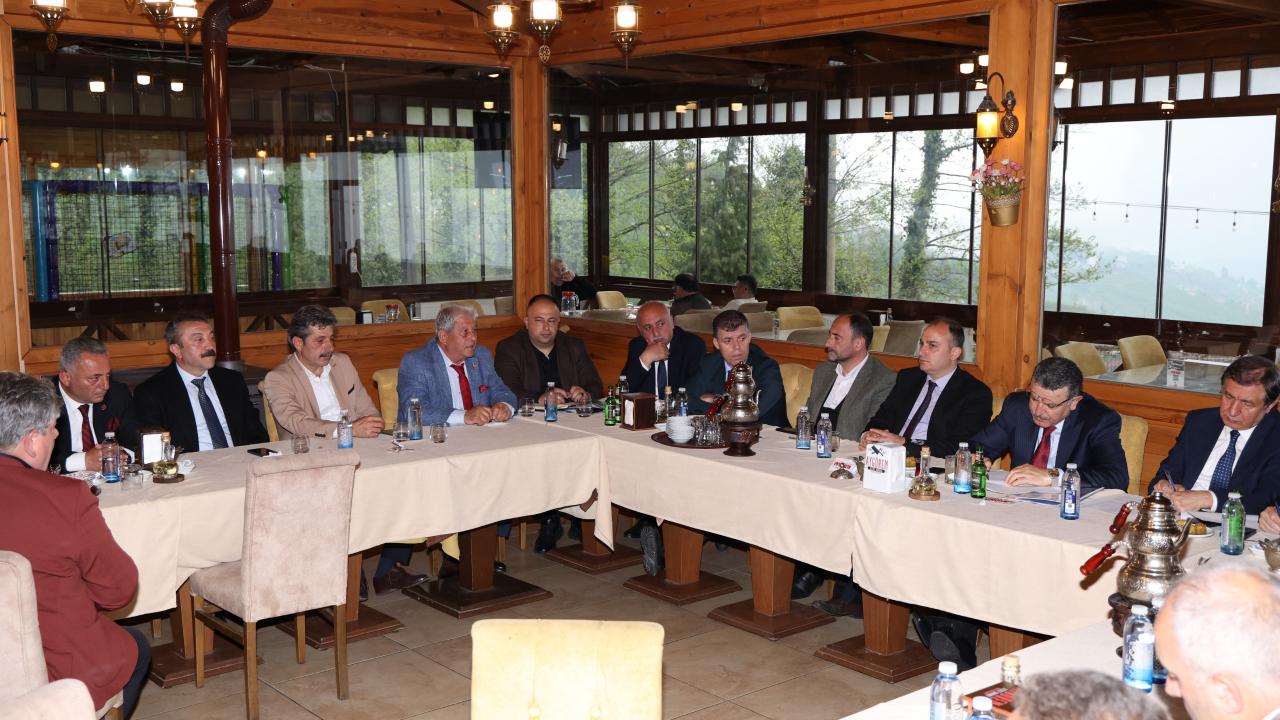 BAŞKAN GENÇ’TEN AYGÖREN VADİSİ’NDE ORTAK AKIL TOPLANTISI