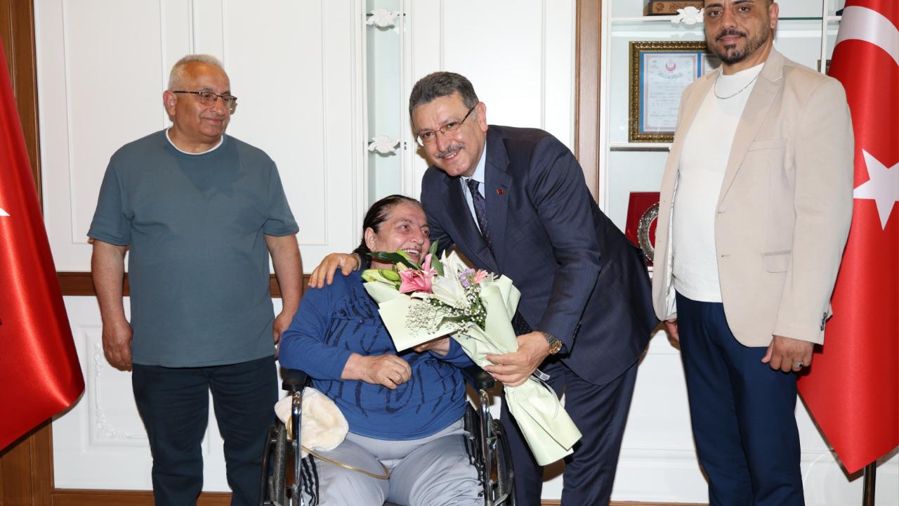 BAKAN HASİPOĞLU’NDAN BAŞKAN GENÇ’E TEŞEKKÜR