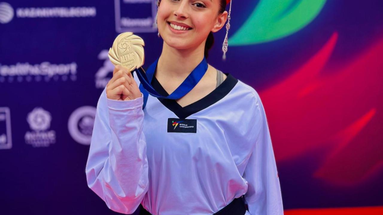 BÜYÜKŞEHİR SPORCUSU AYBİKE GURURLANDIRDI