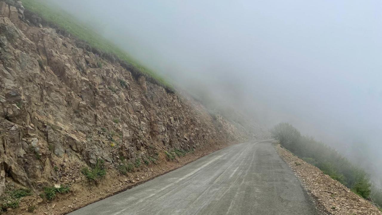 BÜYÜKŞEHİR’DEN YÜKSEK KESİMLERDE YOL SEFERBERLİĞİ