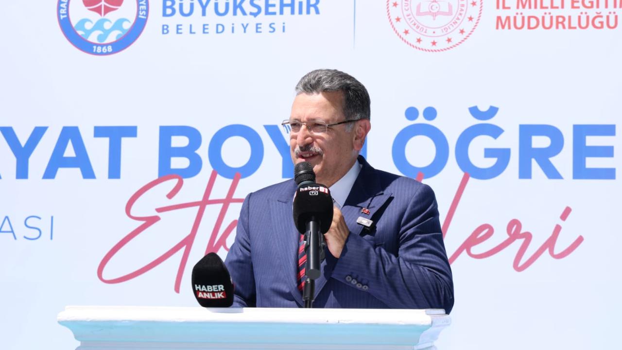 ÜRETİME VE İSTİHDAMA DESTEK OLUYORUZ