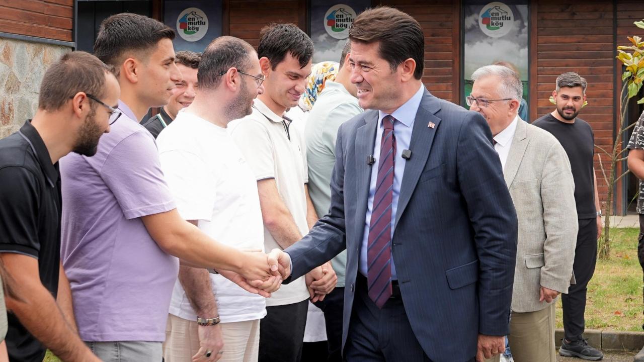 BAŞKAN KAYA, EN MUTLU KÖY'DE İSTİRİDYE MANTARI HASAT PROGRAMINA KATILDI