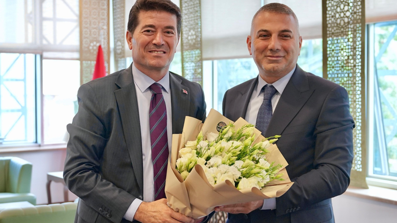 BAŞKAN KAYA, KAYMAKAM KOTAN’A 'HAYIRLI OLSUN' ZİYARETİNDE BULUNDU